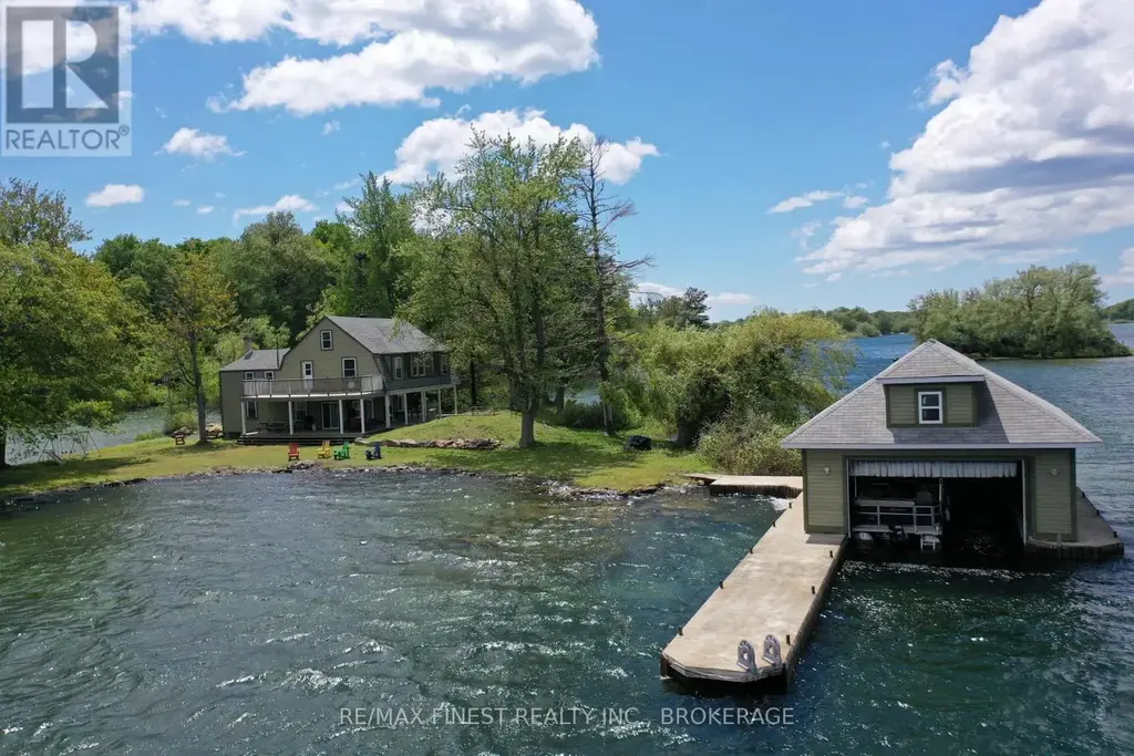 1 Sampson Island, Leeds and the Thousand Islands